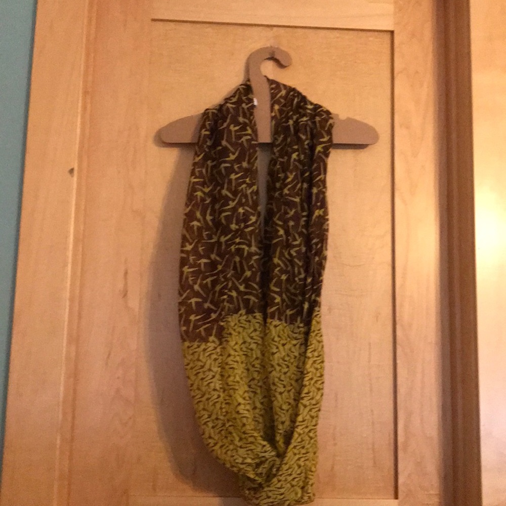 Infinity scarf